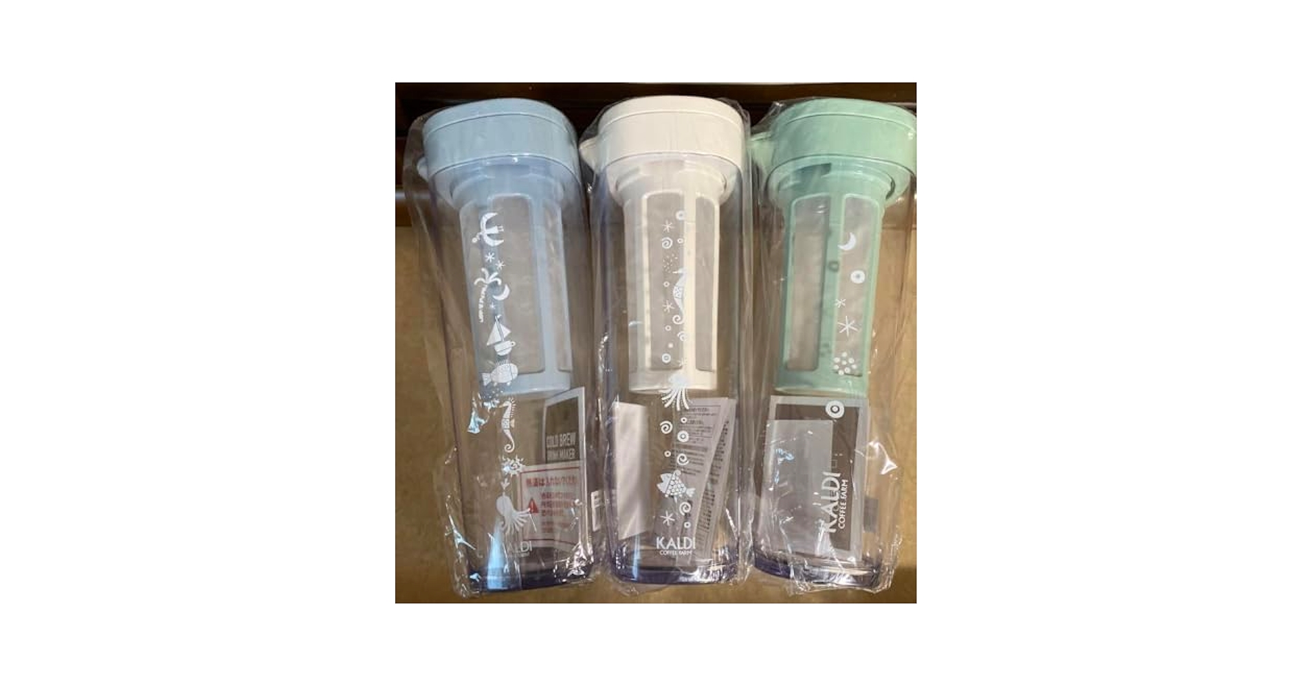 KALDI - 新品　カルディ　水出しドリンクボトル　3本 Amazon.co.jp: カルディ 水出しドリンクボトル 3本 : 食品・飲料